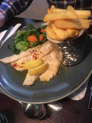 Coach & Horses At Buckland Brewer