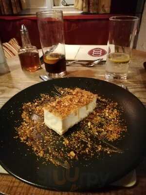 Restaurant At The Hoops Inn