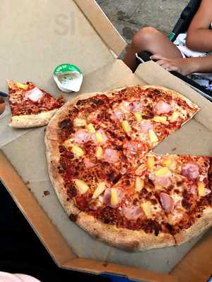 Domino's Pizza - Crawley