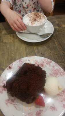 Traders - The Day Time Cafe