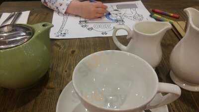 Traders - The Day Time Cafe