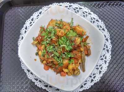 Tanu's Desi Kitchen