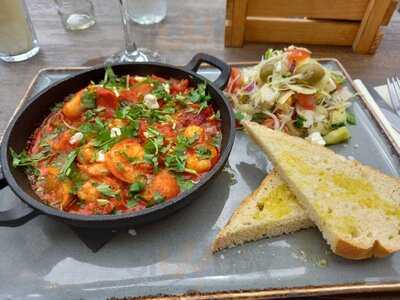 Waterfront Restaurant At Smiths Hotel