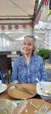 Waterfront Restaurant At Smiths Hotel