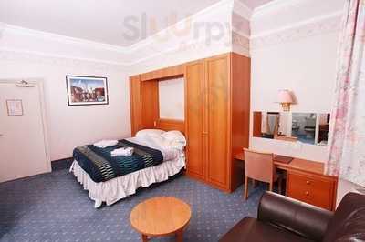 Smarts Family Restaurant