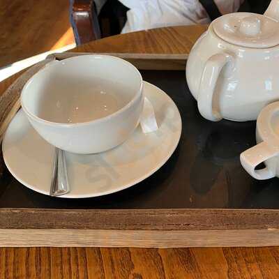 Champs Sports Bar & Grill