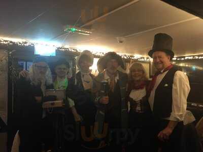 The Three Horseshoes Inn