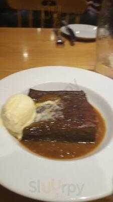 The Three Horseshoes Inn