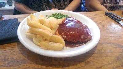 The Three Horseshoes Inn