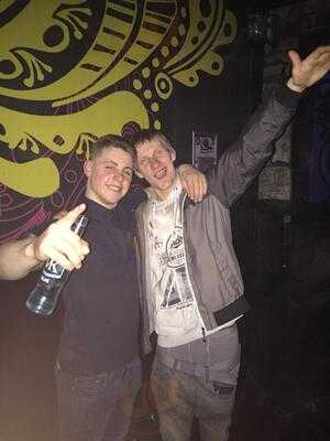 Nando's Fife Leisure