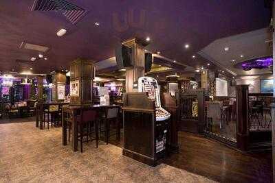 Squire Knott - Jd Wetherspoon