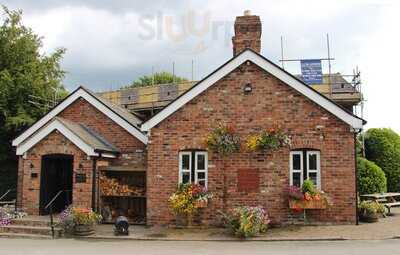 Egerton Arms Pub & Chophouse