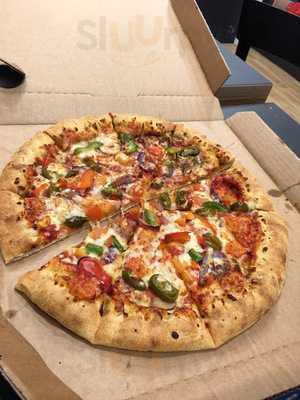 Domino's Pizza - London - Gants Hill
