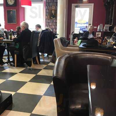 La Menta Cafe Bistro