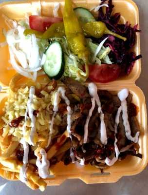 Tuckers Pizza & Kebab House