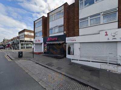 Sphinx Desserts & Lounge