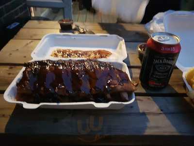 Chris' Fish, Chicken & Ribs