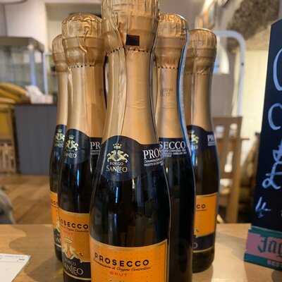 Public House & Restaurant