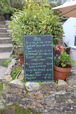 Pear Tree Produce Cafe