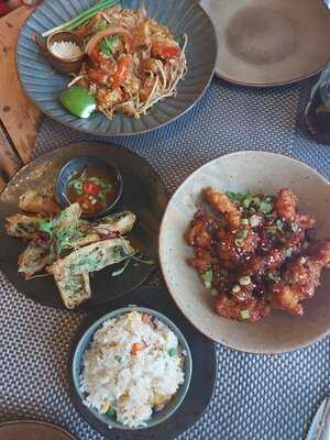 Giggling Squid - Brentwood