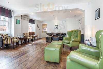 The White Napkin Restaurant