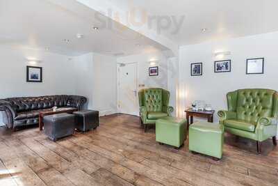 The White Napkin Restaurant