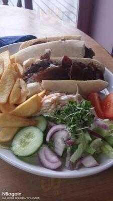 The Kingfisher – Waterside Bar And Bistro