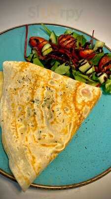 Amy's Courtyard Cafe & Gallery