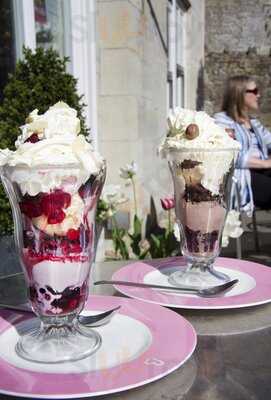 Beatons Tearooms & Bookshop - Wellington
