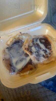 Pauline's Little Cafe