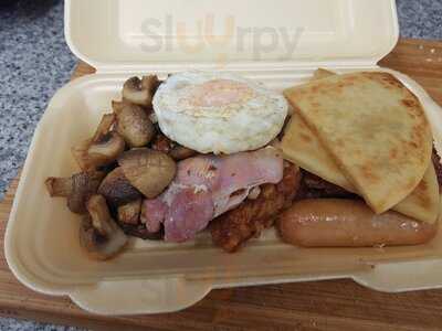 Pauline's Little Cafe