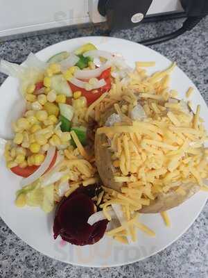 Pauline's Little Cafe