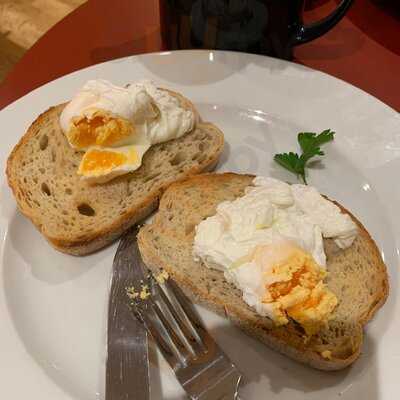 Patisserie Valerie Sutton