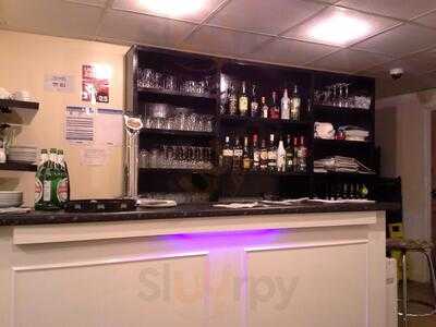 Taj Mahal Indian Restaurant