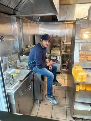 Dallas Chicken & Ribs