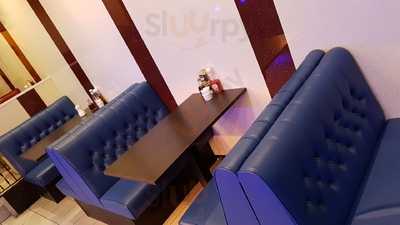 Lui's Plaice - Blackwood