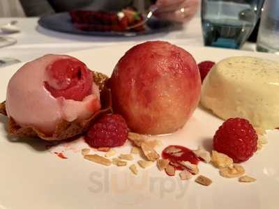 Little Barwick House