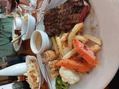 Courtneys Steakhouse