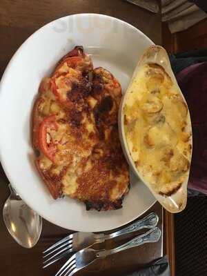 The Little Crown Inn & Restaurant