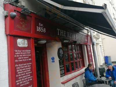 The Keys Bar