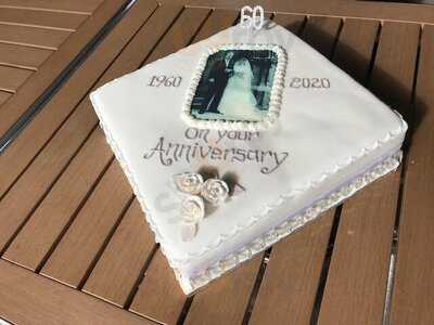 Helen's Bake House And Tearoom