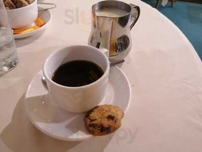 The Conservatory At Moores Hotel