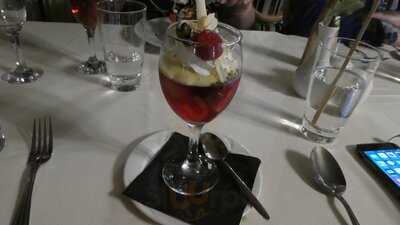 The Conservatory At Moores Hotel