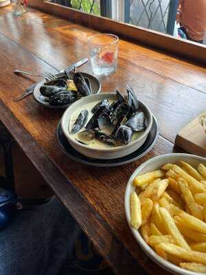 The Searoom By St Ives Liquor Co.