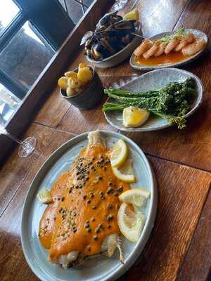 The Searoom By St Ives Liquor Co.