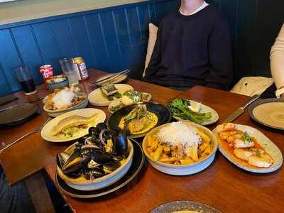 The Searoom By St Ives Liquor Co.