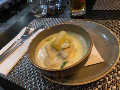 Pendulum Scottish Kitchen & Ba