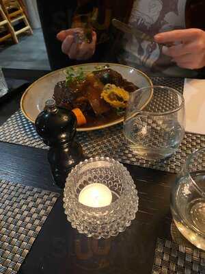 Pendulum Scottish Kitchen & Ba