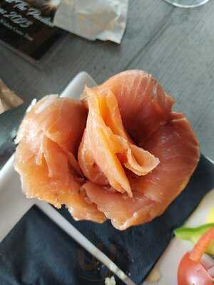 Armstrong's At The Pavilion