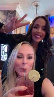 Andwhynot Bar & Restaurant